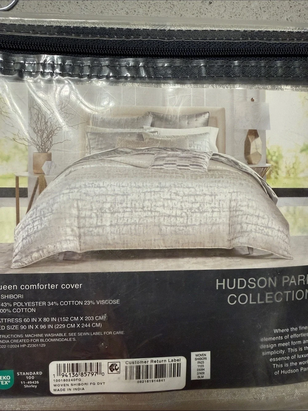 Hudson Park Collection Queen Comforter in Light Gray and Cream